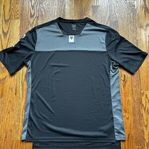 Fox Men'’s Defend Jersey - large.   Black and gray.